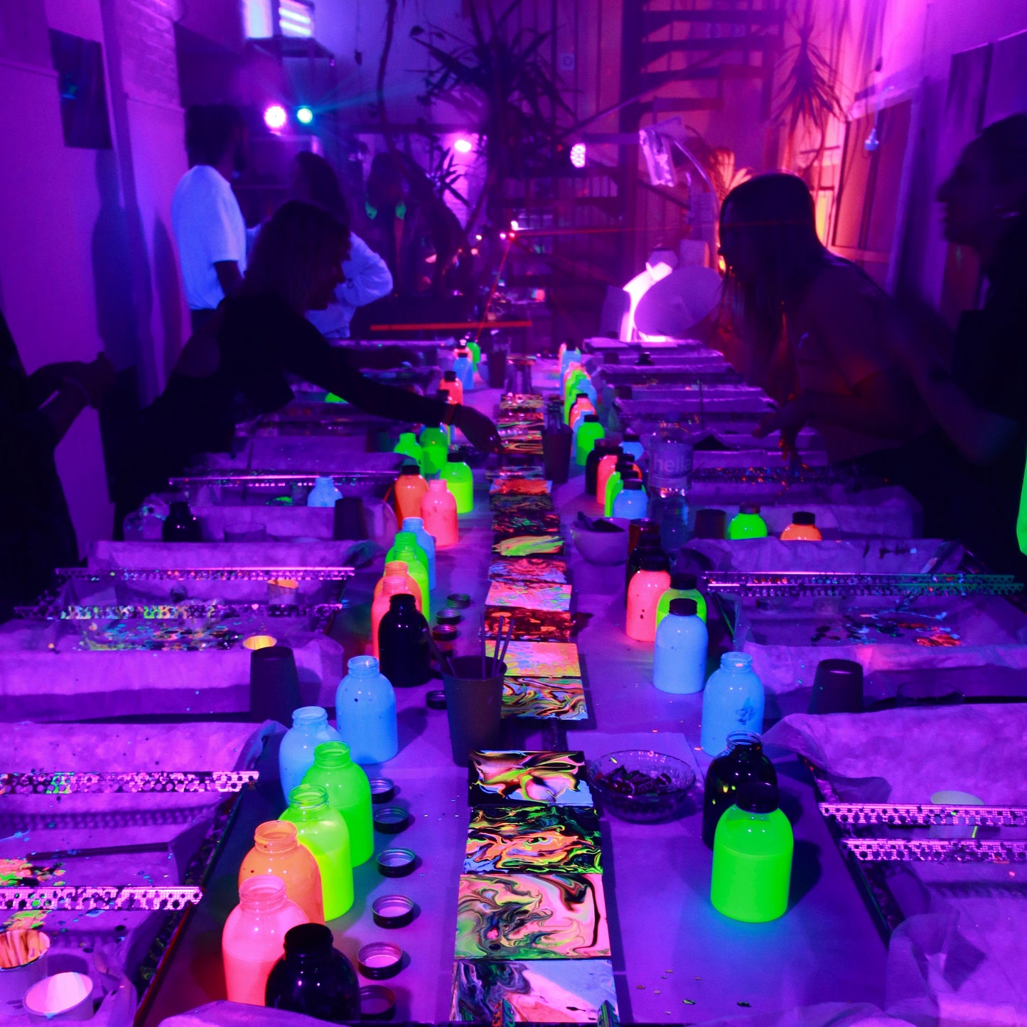 Pouring Special - Neon Night