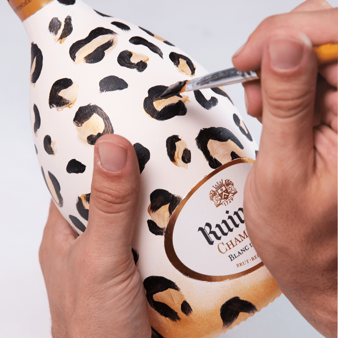 ALSTERHAUS – Paint your Champagne - Farbfluss Atelier