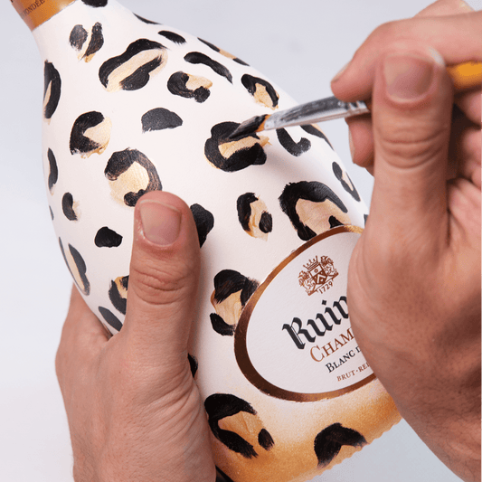 ALSTERHAUS – Paint your Champagne - Farbfluss Atelier