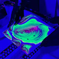Neon Pouring auf kleiner Testplatte