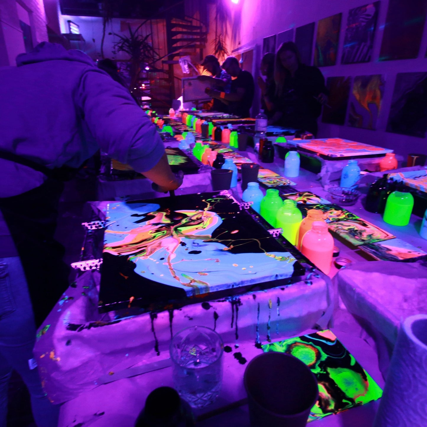 Pouring Special - Neon Night - Farbfluss Atelier